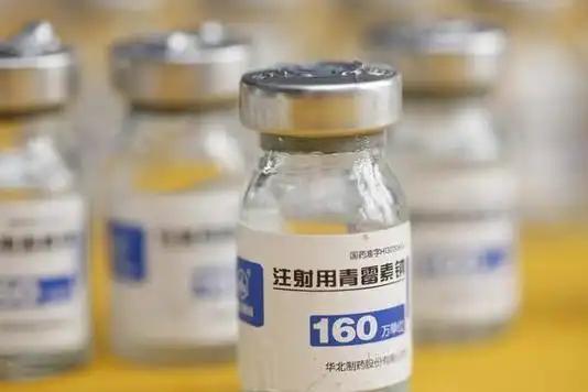 日本梅毒彻底失控了！十年时间，确诊人数翻十倍。更荒唐的是，年轻人把梅毒红斑当潮流