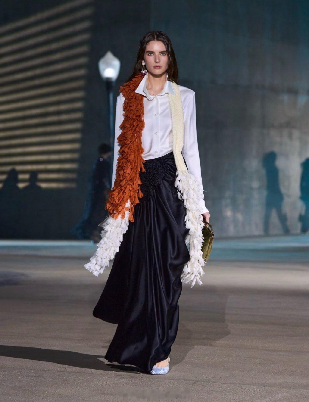 Dior2027早春[手指比心] ​​​