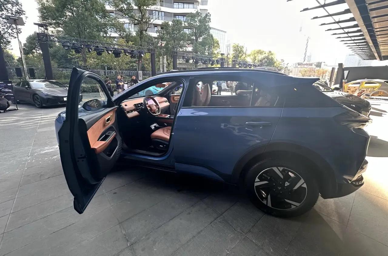 为什么要买电车不买油车，3年内想要买车的朋友听我一句话，你一定会感激我的。

开
