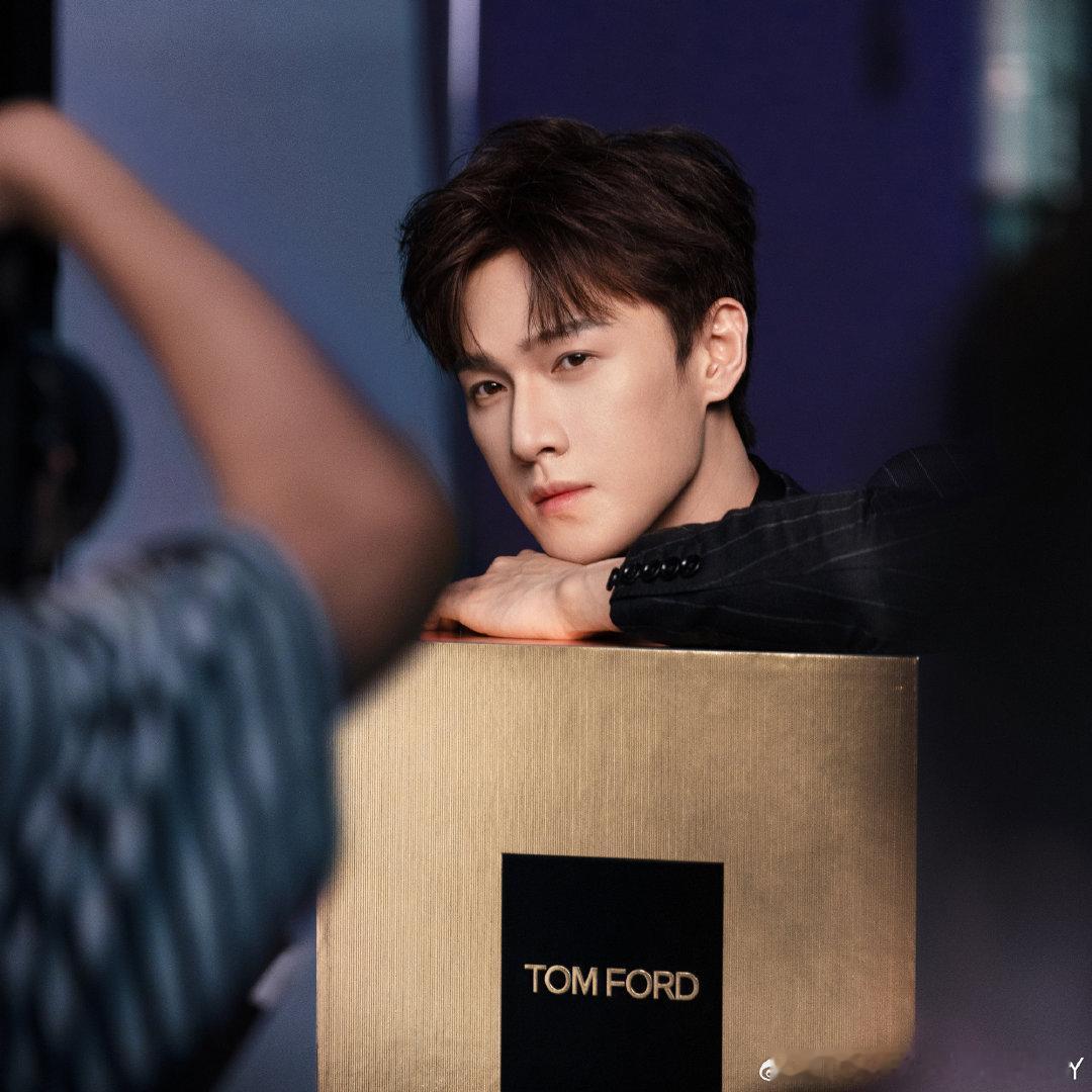 李昀锐｜TOM FORD BEAUTY七夕宣传大片，来自中国区大使的倾情演绎，矜