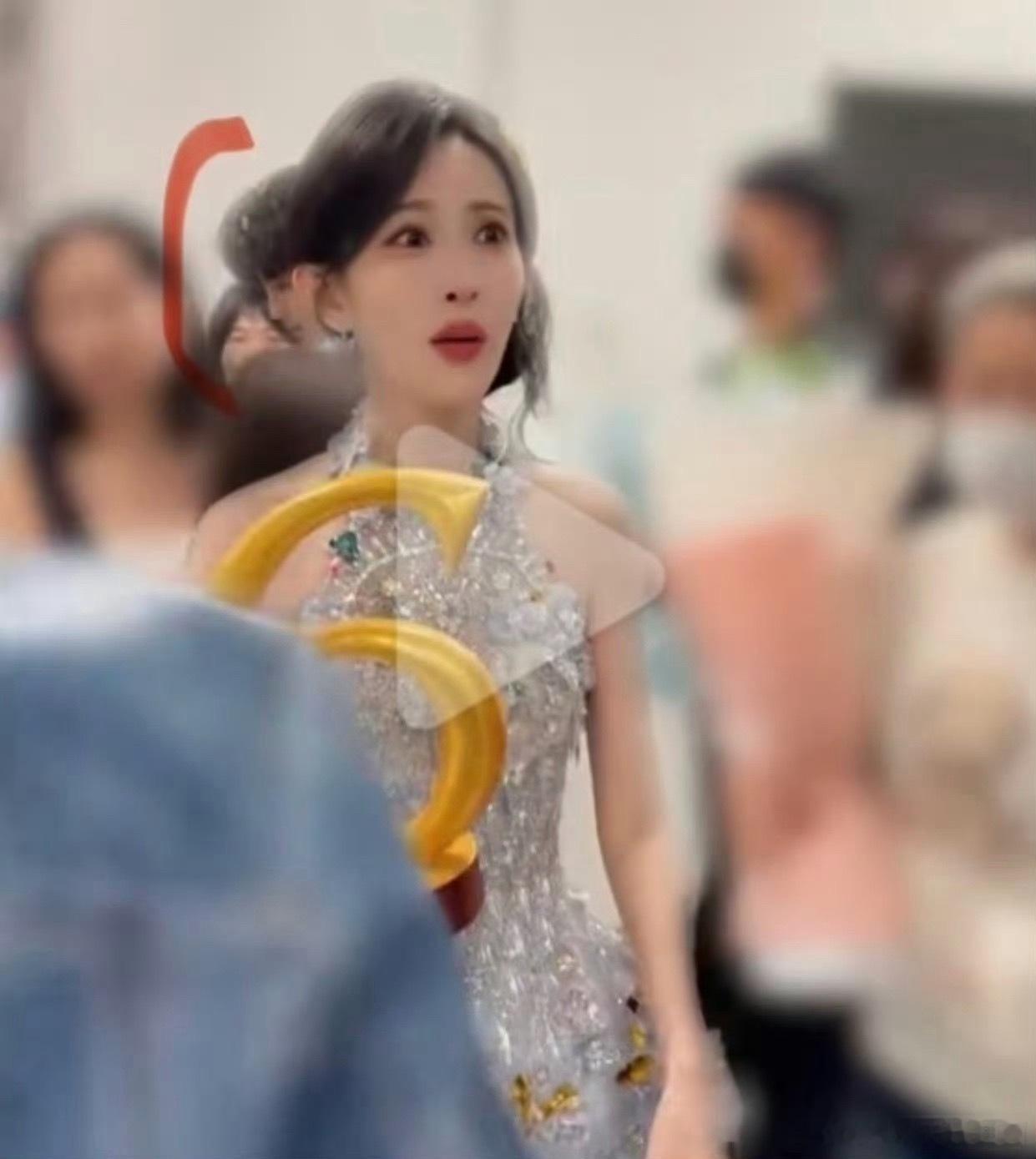 华策那么大个影视公司谁来数数今年都开了多少部剧了？太惨了也，怎么会一个十八番的角