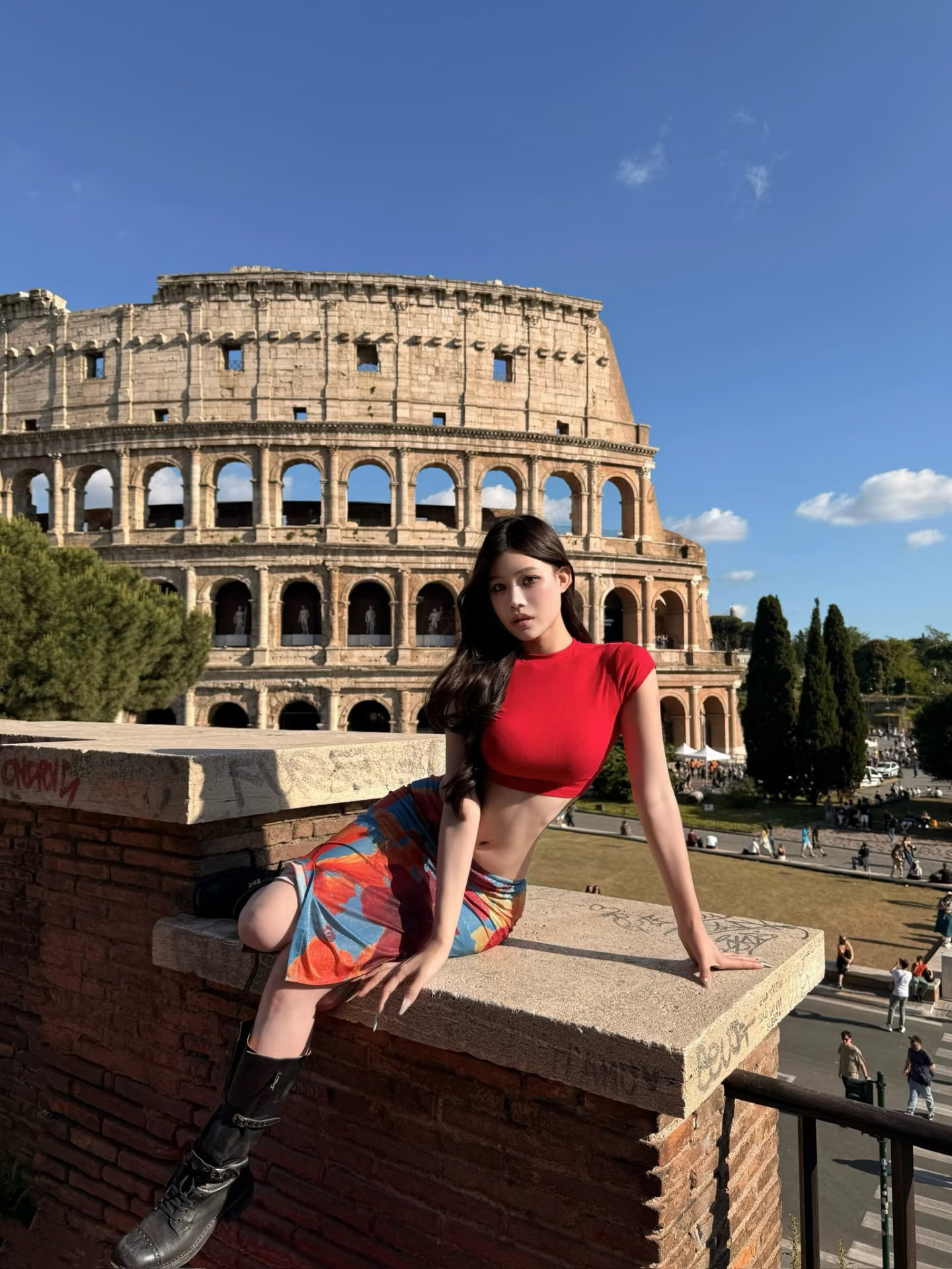 Roma~和红色很适配