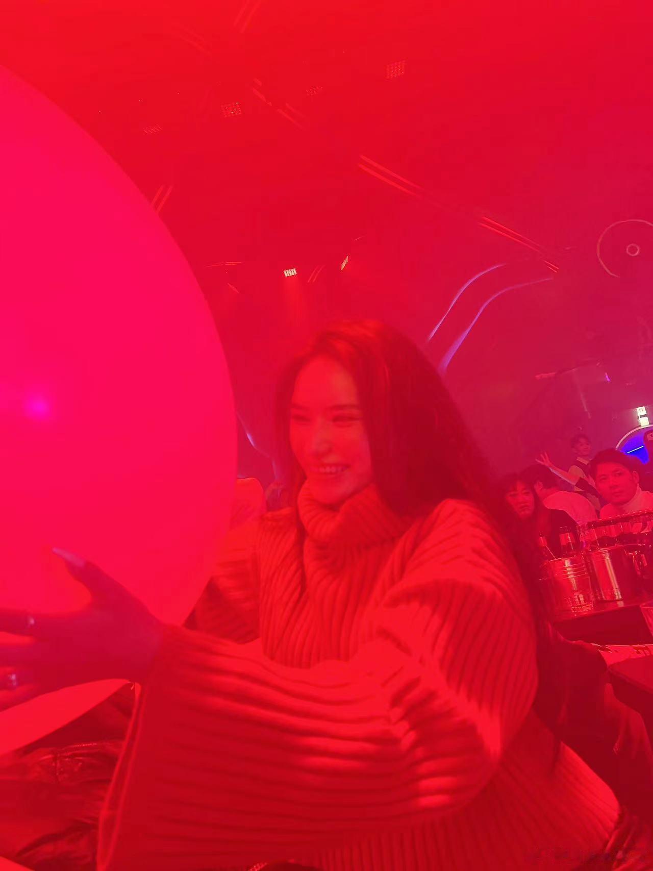 咱就是说昨晚疯了[笑cry]#遇见美好#  ​​​