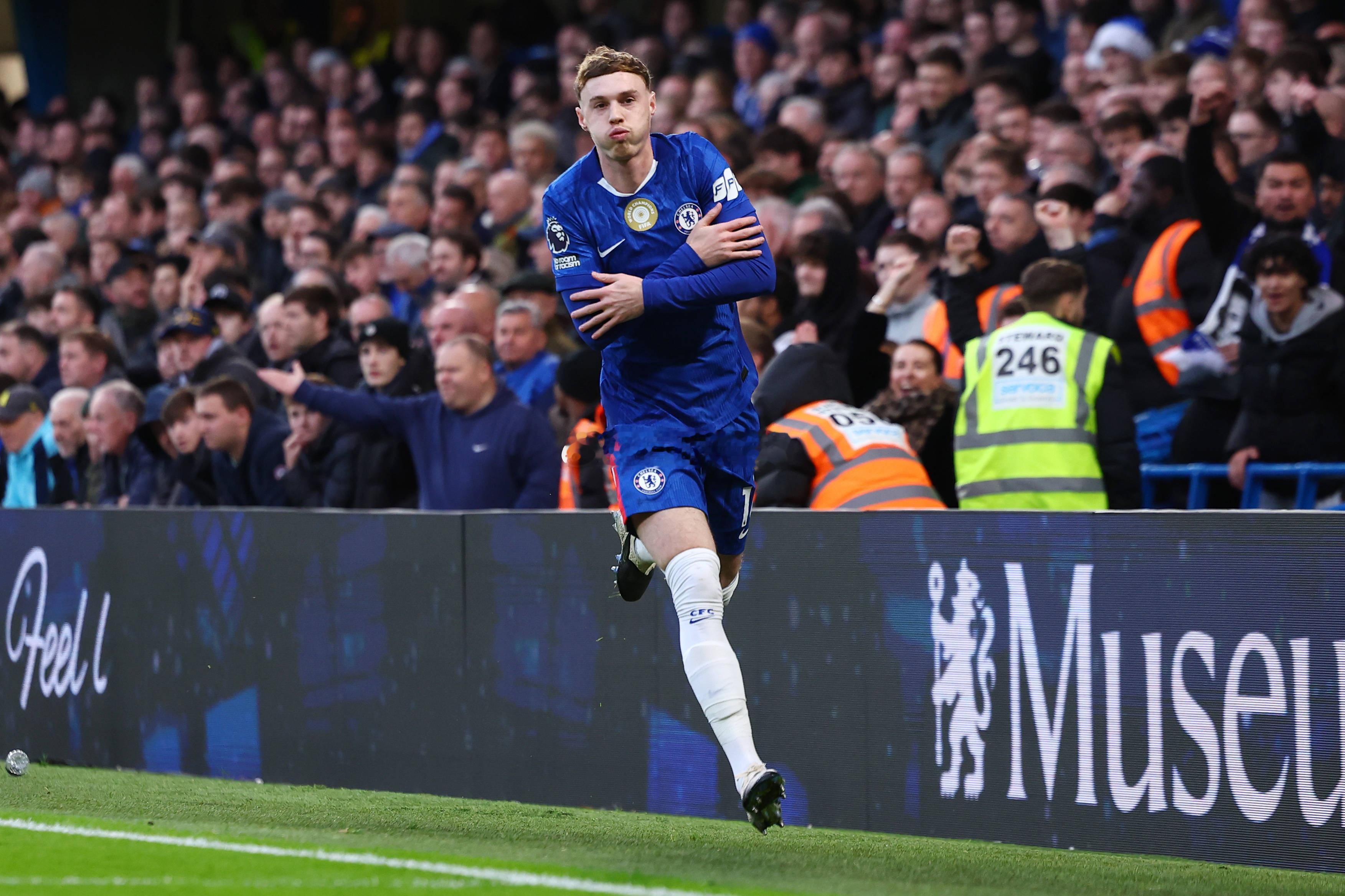 跟队：帕尔默已缺席两天训练，欧冠对阵那不勒斯有望复出足球 1月25日讯 切尔西跟