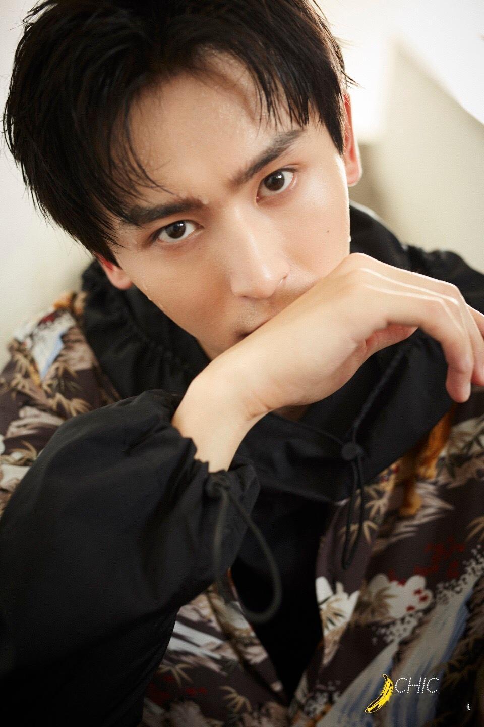 龚俊 cpf 🍊  山河令 20180816 张老师香蕉街拍 街头酷man