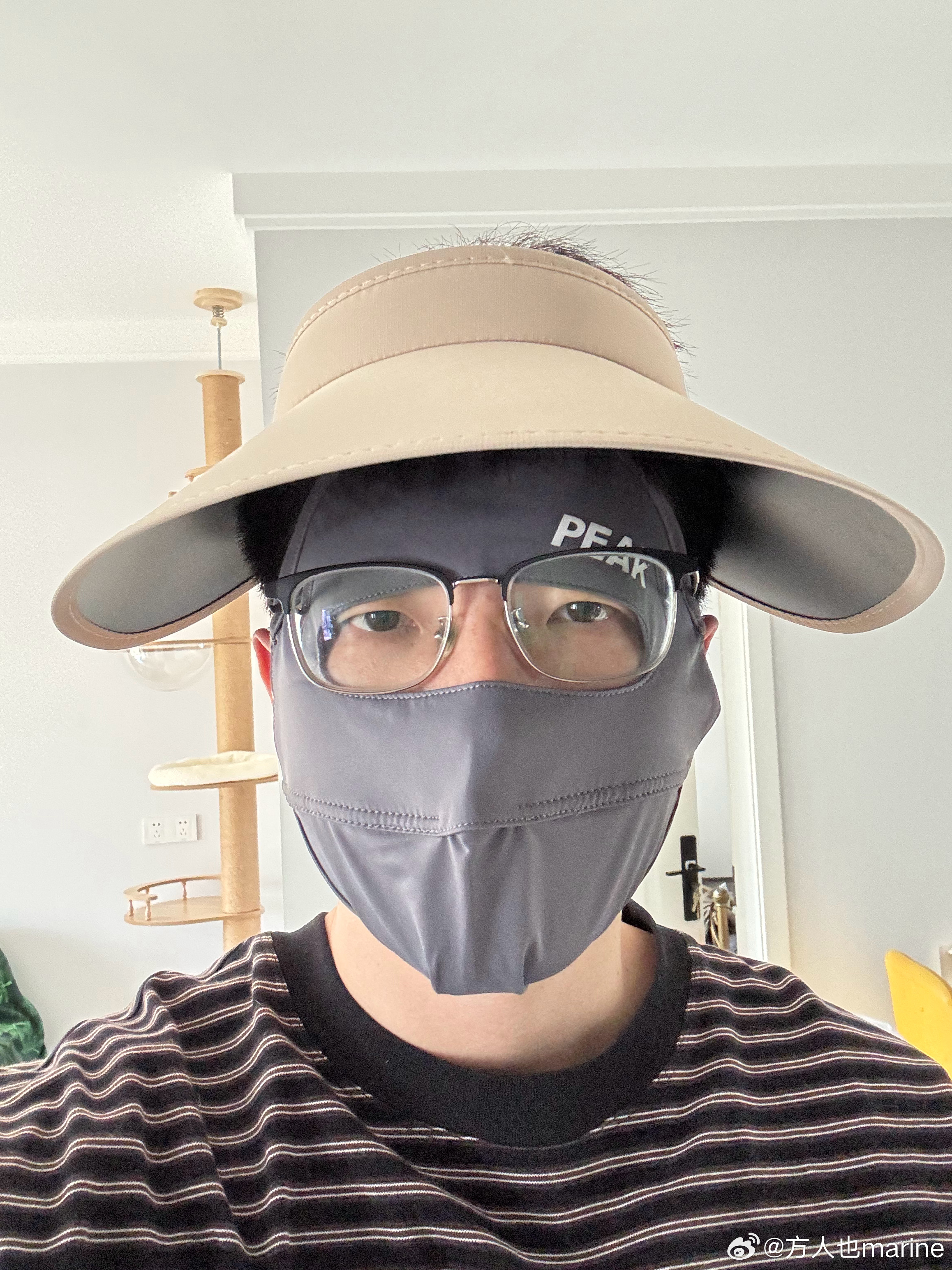 本人出门防晒程度：（其实坚持不下去） ​​​