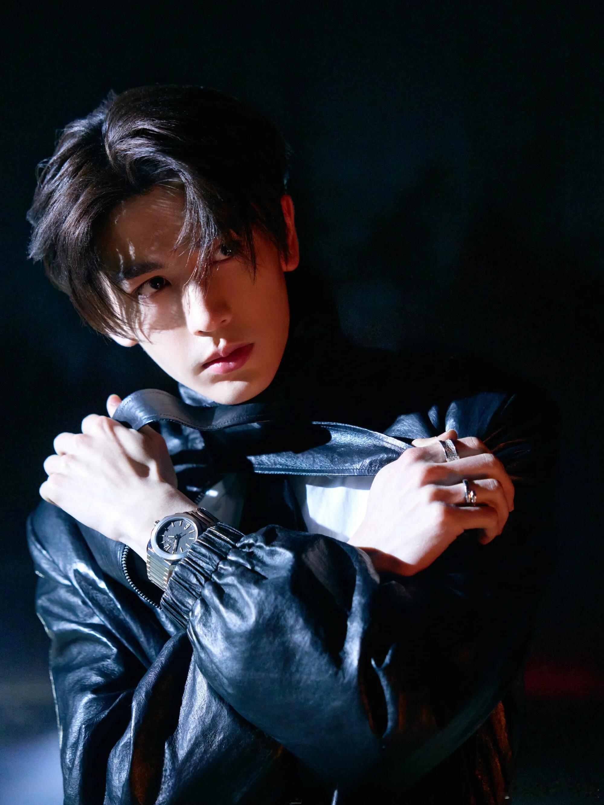 张凌赫  💗简直夯爆了一眼沦陷张凌赫｜ 