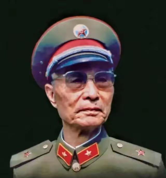 张爱萍将军一生刚正不阿，顶天立地，其风骨如松柏长青，尤以两件壮举彰显出一位真正共