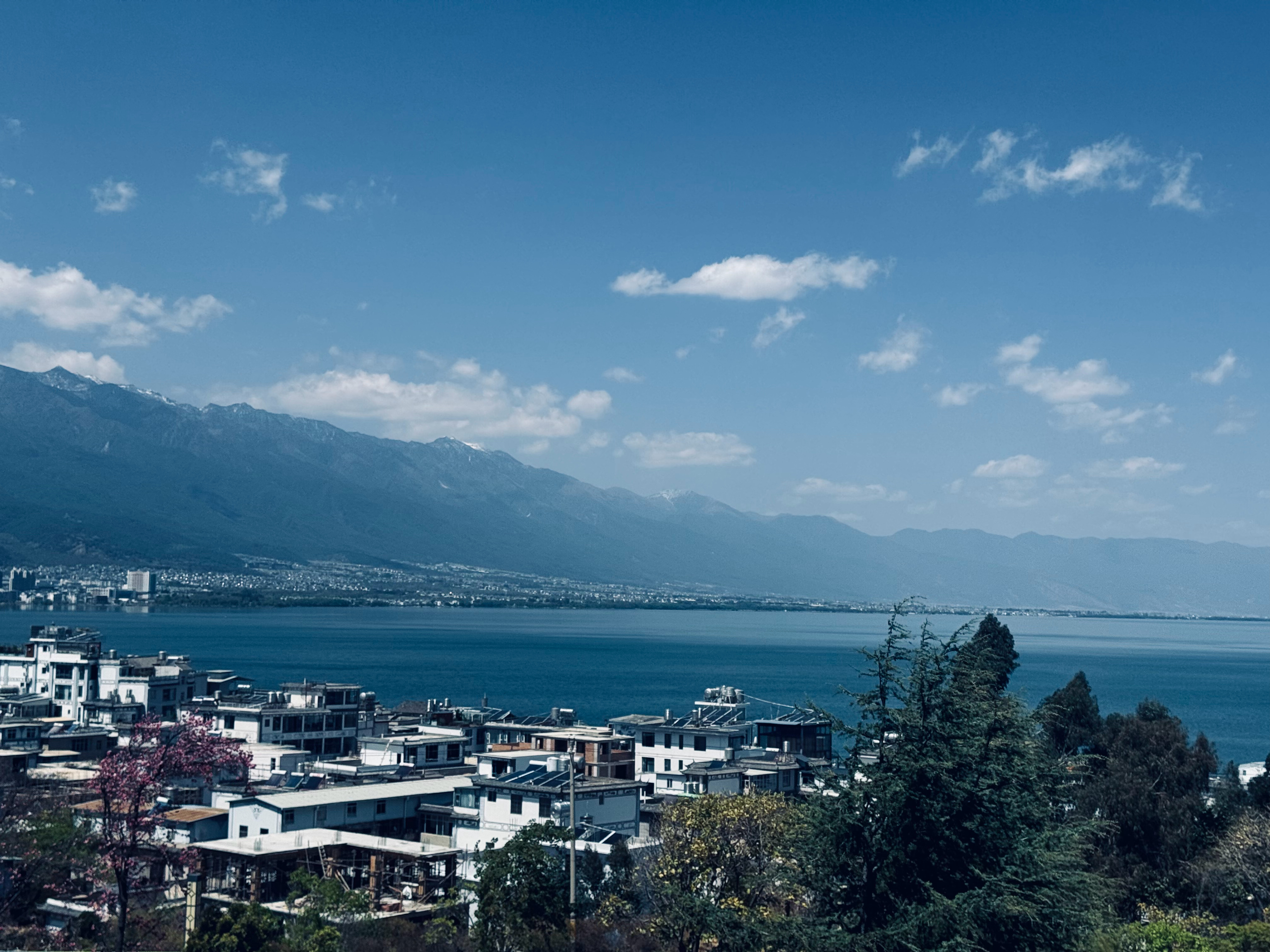 现在的大理，有一股清冷感我的日常plog 大理·大理国际大酒店