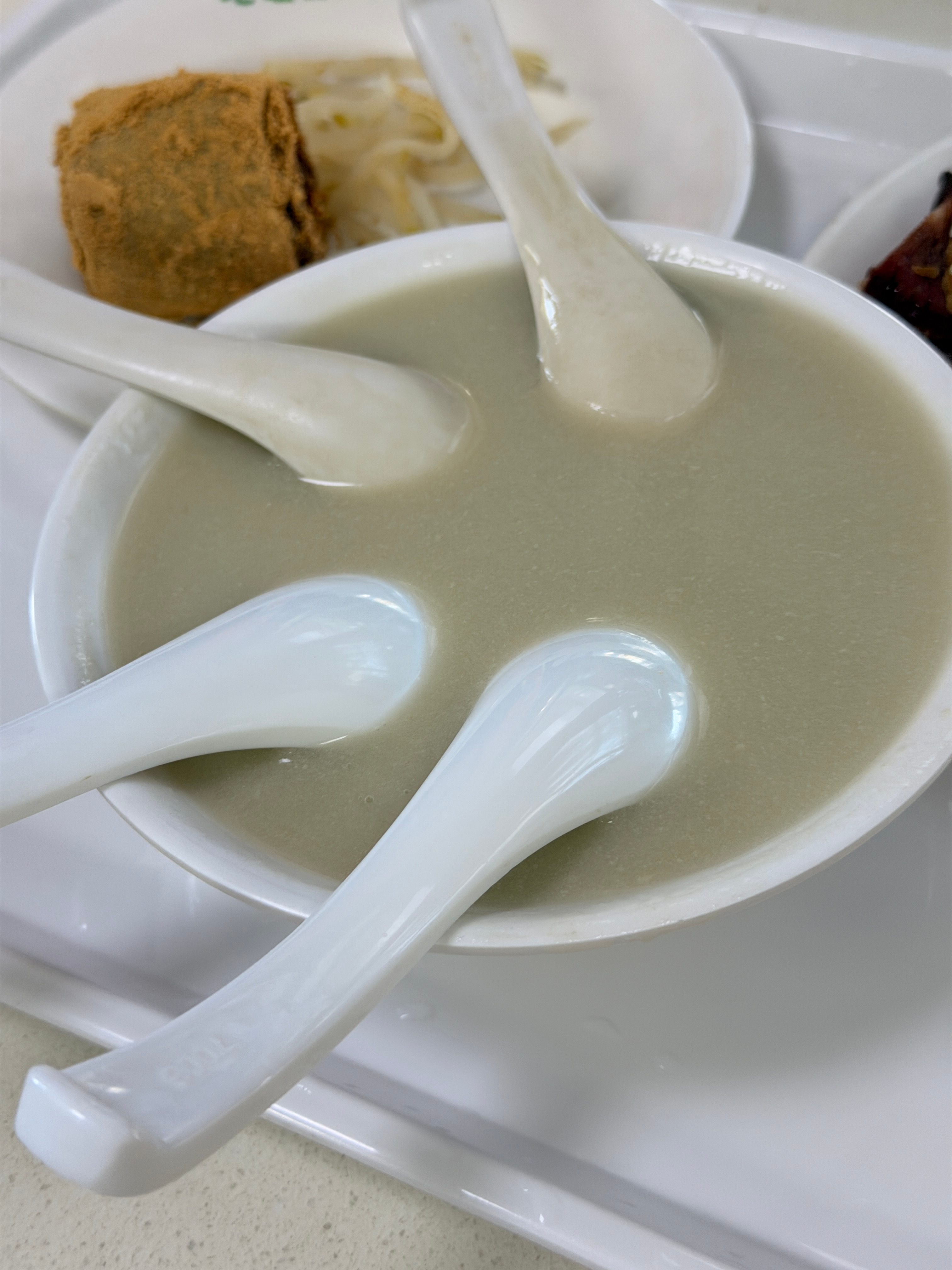 豆汁儿喝完一口直接享福去了 ​​​