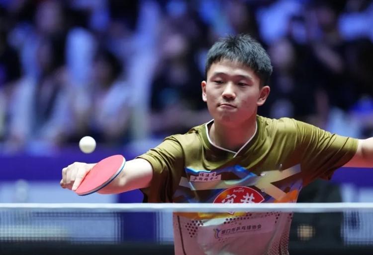一战成名，国乒“小丁松”横空出世，太原挑战赛连胜晋级四分之一决赛。

此前，几乎