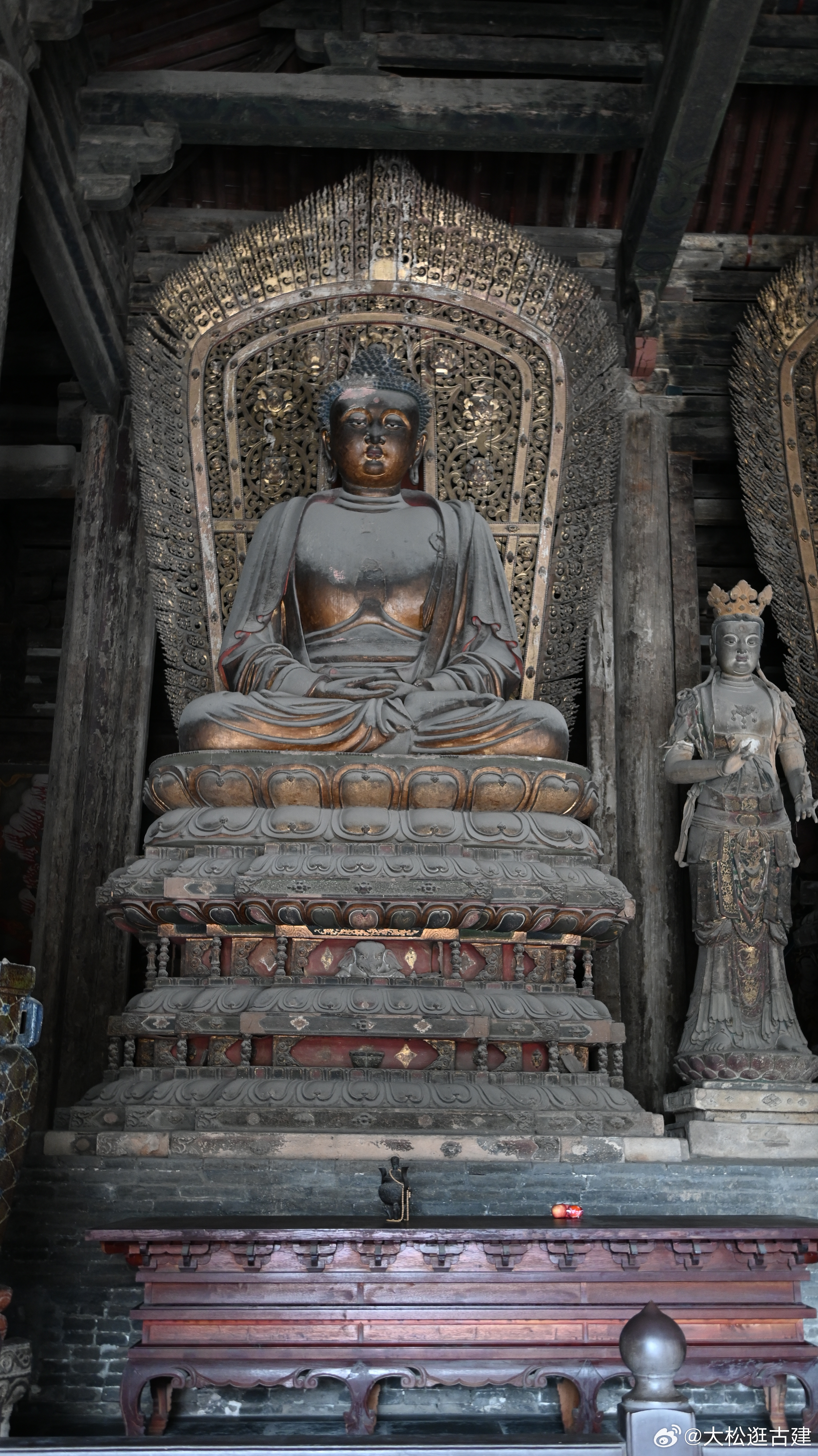 善化寺大雄宝殿的五方佛，比华严寺大雄宝殿更壮观 ​​​