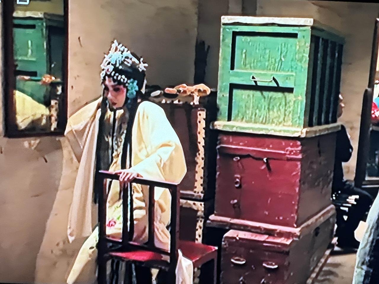 《主角》中，一出《逼上梁山》，却以主角突然“披头散发”的“车祸现场”演砸了！
