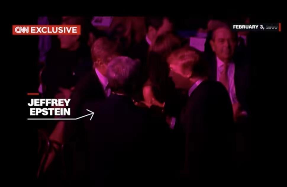 快讯！快讯！
爱泼斯坦案，特朗普会否牵涉其中？美参议院已批准强制公开！

当地时