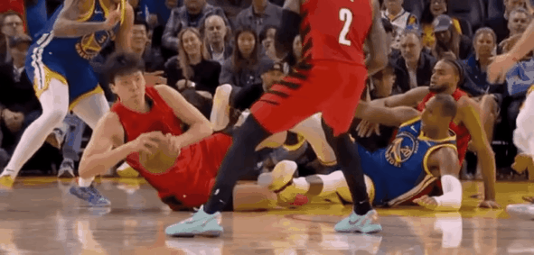 杨瀚森3分2篮板杨瀚森又被撞到了头杨瀚森NBA生涯第5记三分杨瀚森3分正负值全队