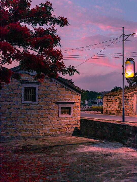 潮汕的傍晚，一个人散步回家！