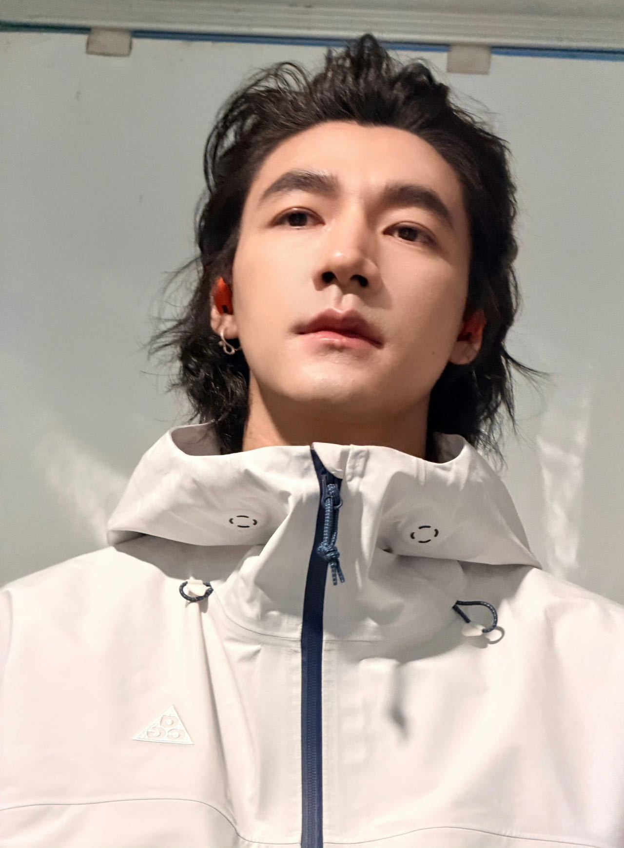 主持人帮此沙百花奖拉票线下跑步活动意外收获惊喜，主持人特意提起此沙百花奖入围喜讯