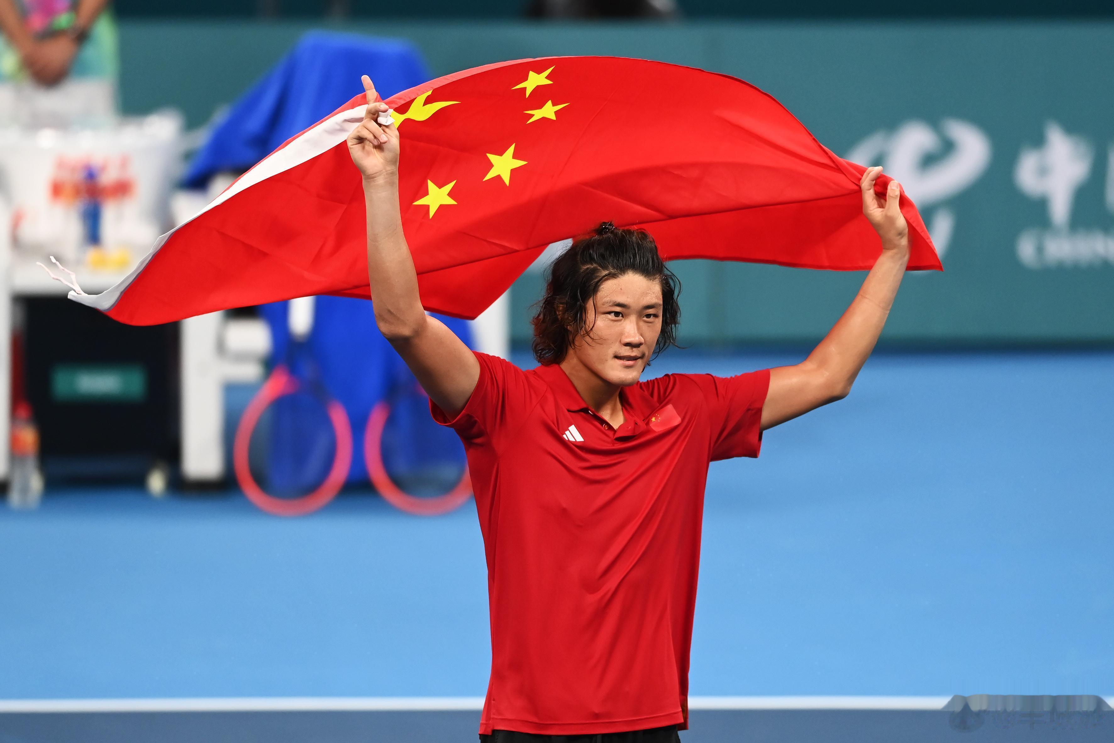 【杭州亚运会 | 张之臻战胜日本选手，中国网球时隔29年再夺亚运男单金牌】9月3