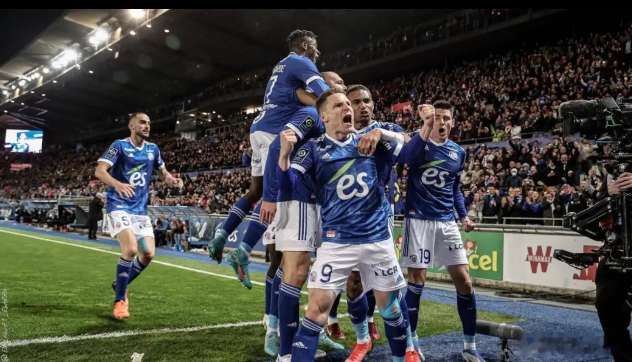 001悉尼vs墨尔本胜利推荐：让负比分：1-1,1-2解析：墨尔本城作为澳超劲旅