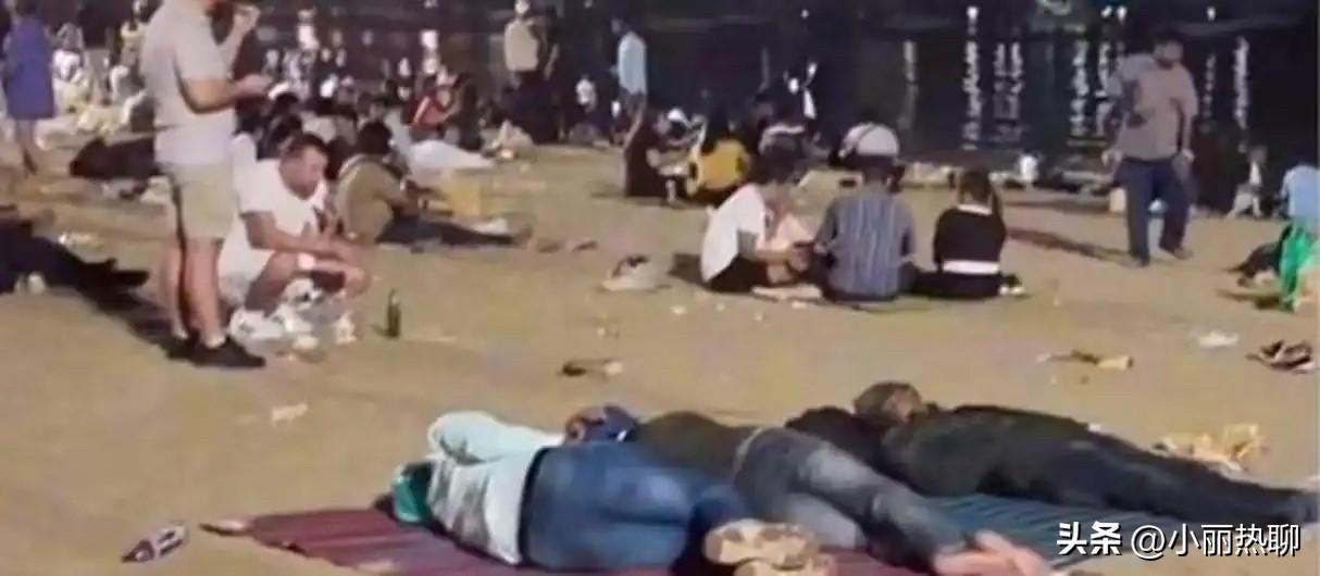 印度阿三又刷新了我的认知。
最近大量印度人到泰国旅游，泰国政府领导看着蜂拥而来的