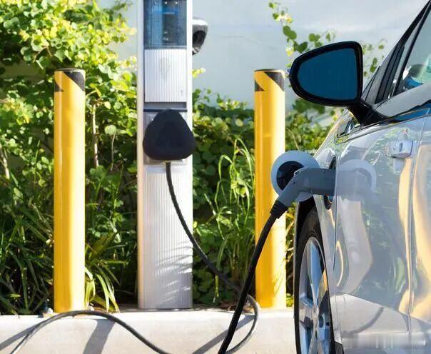 【爱车安全贴士切莫错过政策末班车？“跨省补贴”香吗？有北京车主去“薅”了，结果…