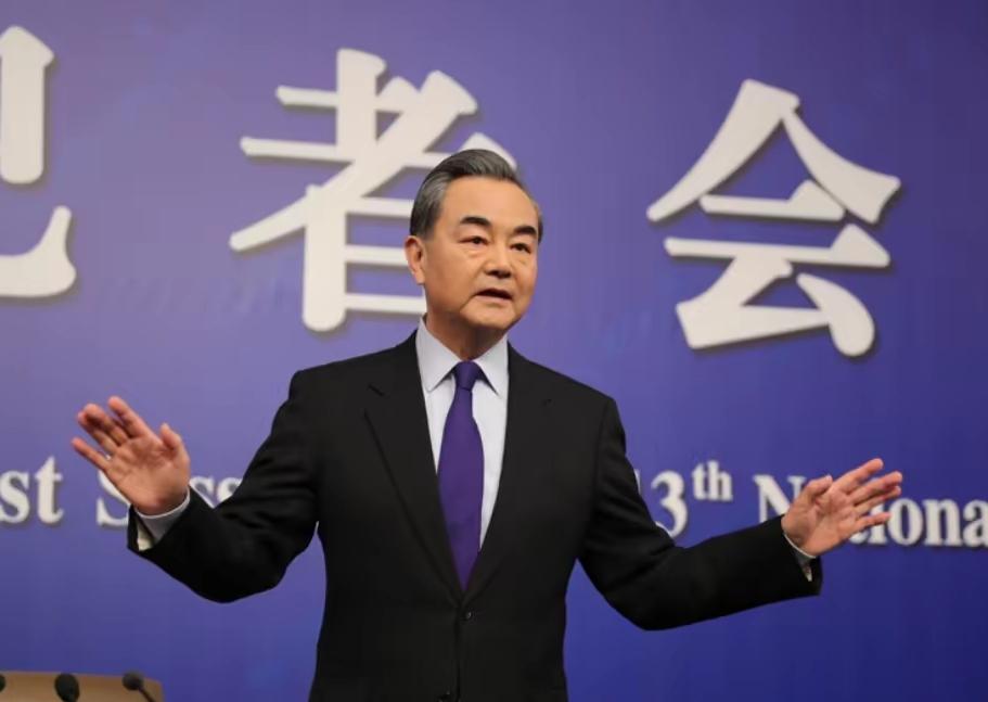 王毅外长发出统一最强音，中国再也不避讳了！
 
2025年的年终岁尾，台海局势备