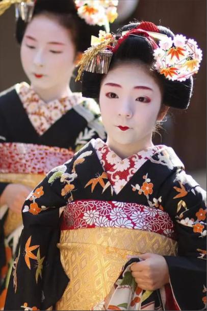 日本签证大涨5倍！
你会去吗？反正我是不会去的。
不但涨5倍不去，日本签证放宽也