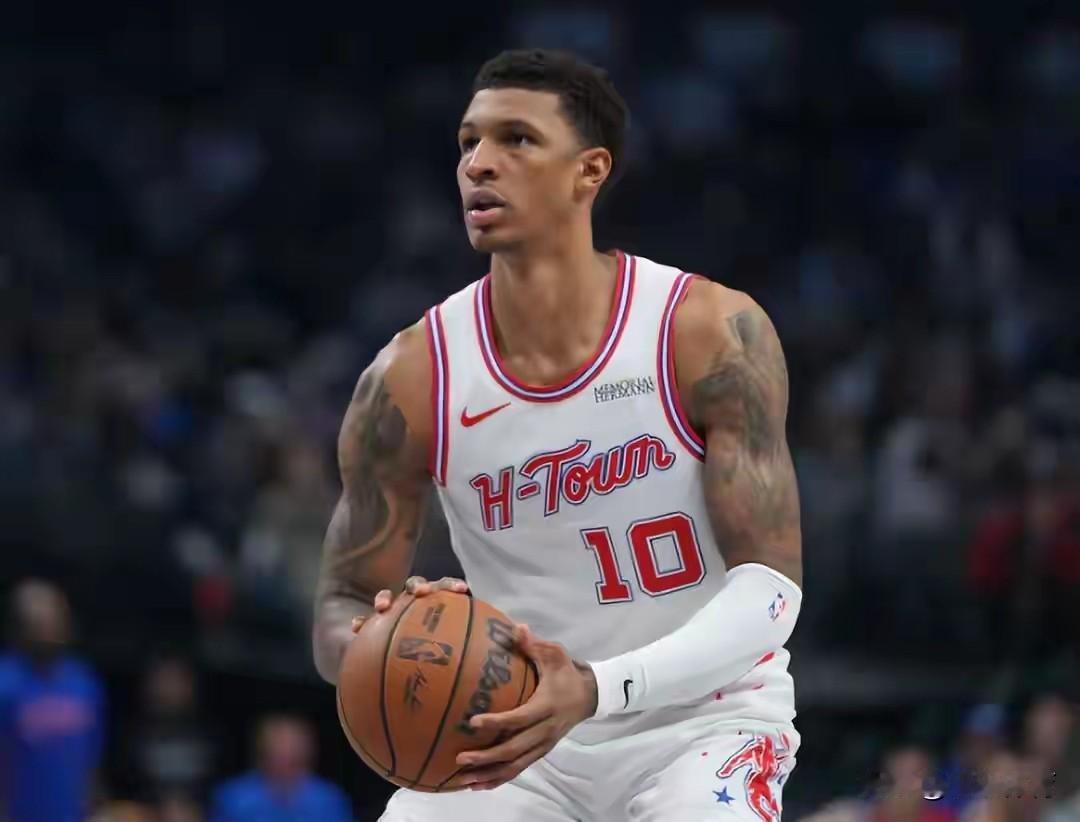 小史密斯轰下32分，用行动击碎交易流言
火箭主场119-110击退鹈鹕，小史密斯