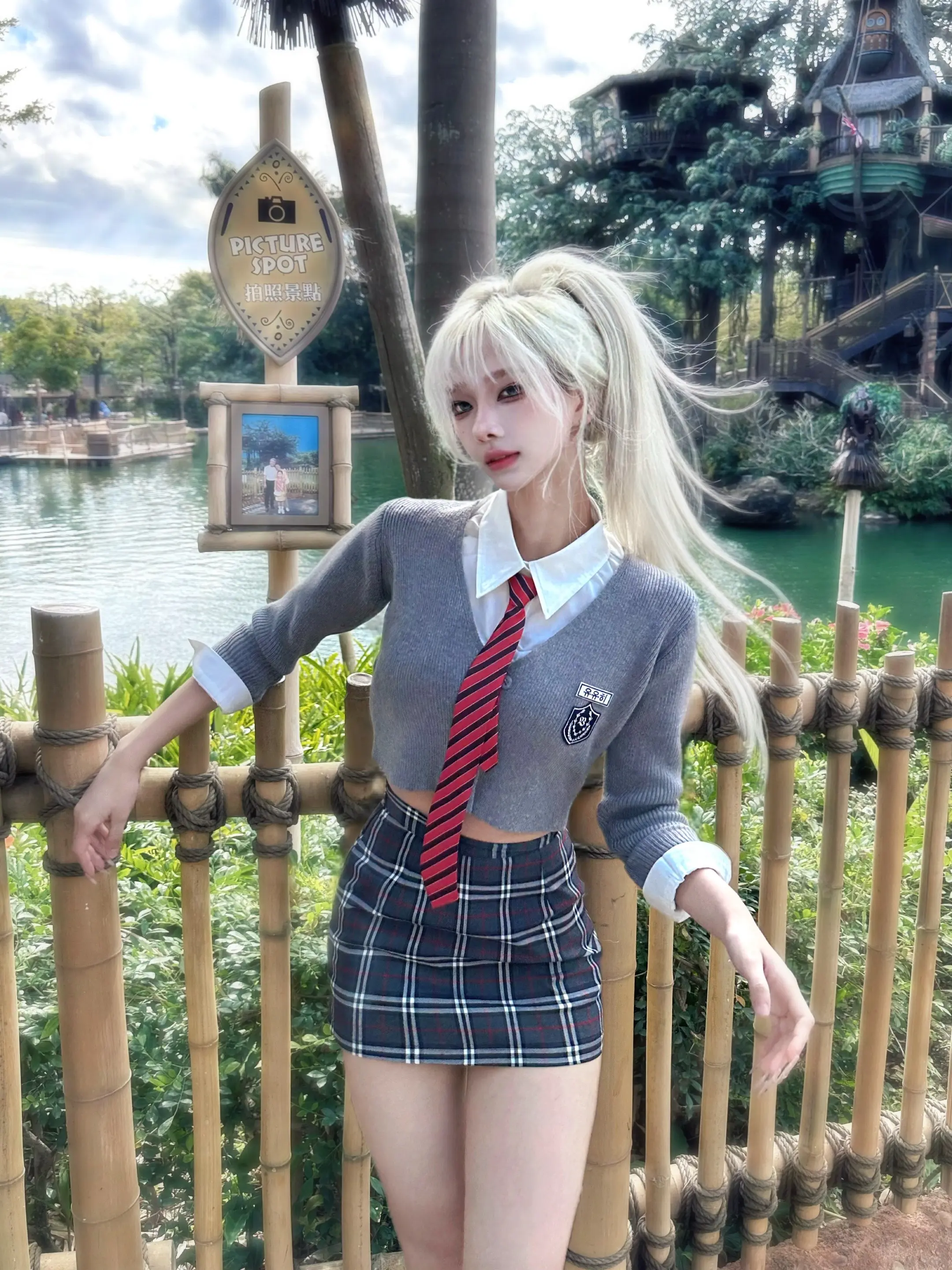 水光潋滟晴方好。