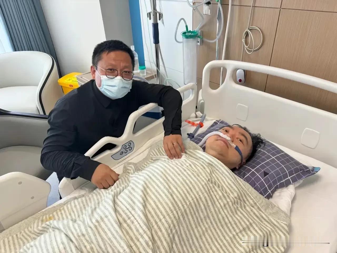 俗话说久病体虚，但是，患有渐冻症并医了很久，而且是从死神手上抢回一条命，刚从重症