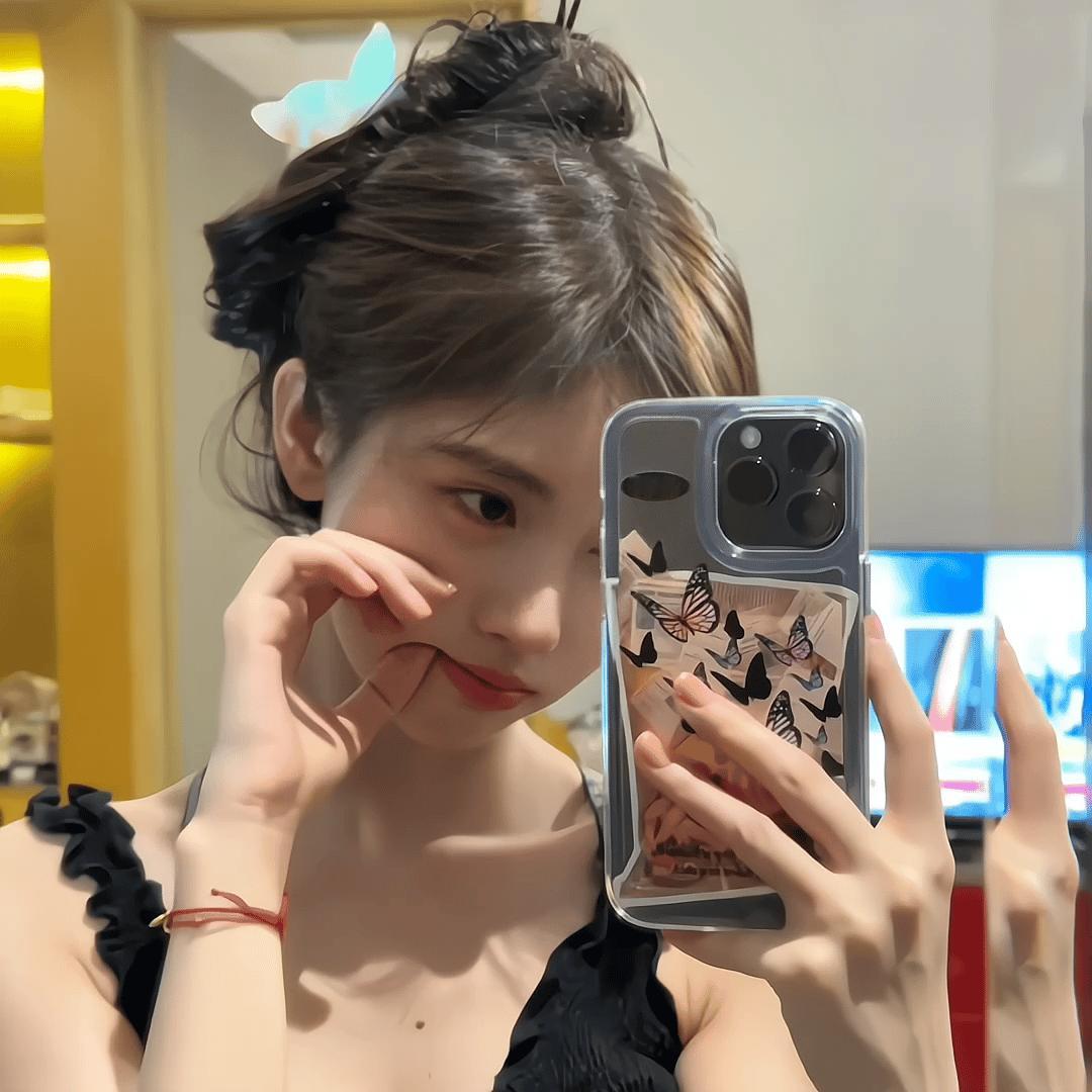 jjy鞠婧祎姜黎非jjy鞠婧祎千香冬天手好冷 想伸进你们的钱包里˵0𖥦0˵