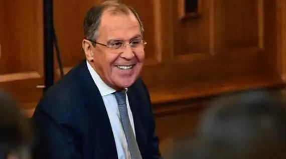 特朗普认为：我领导下的美国在当今世界是最强大的，但俄罗斯却拥有全世界最大的领土，