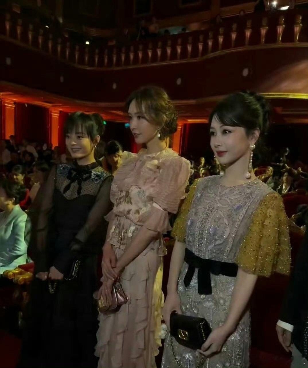 林志玲时隔8年再拍戏8 年之约！林志玲从《吃吃的爱》到和杨紫合作新剧，姐姐的拍戏