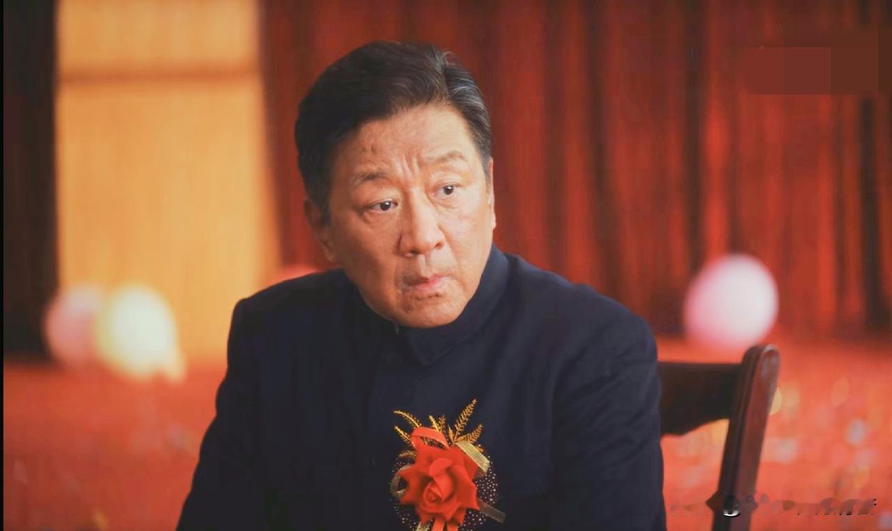 电视剧《重器》中，丁仲祥（丁勇岱饰演）怎么也没想到，女儿丁蕊（张可盈 饰演）和陆