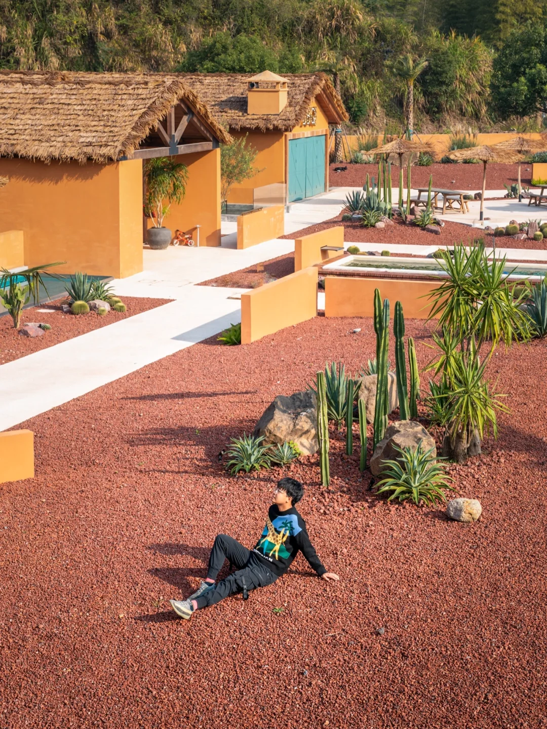 千岛湖畔的异域风情，仿佛步入摩洛哥小镇