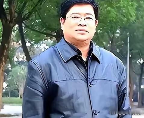 潜伏在台最长间谍李志豪，1998年揪出我军两名高级叛徒，后回香港16年牢门一关，