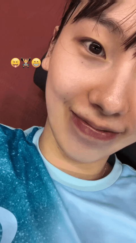 杨屹韵ins：😝🏋🏻️‍♀️😁 ​​​