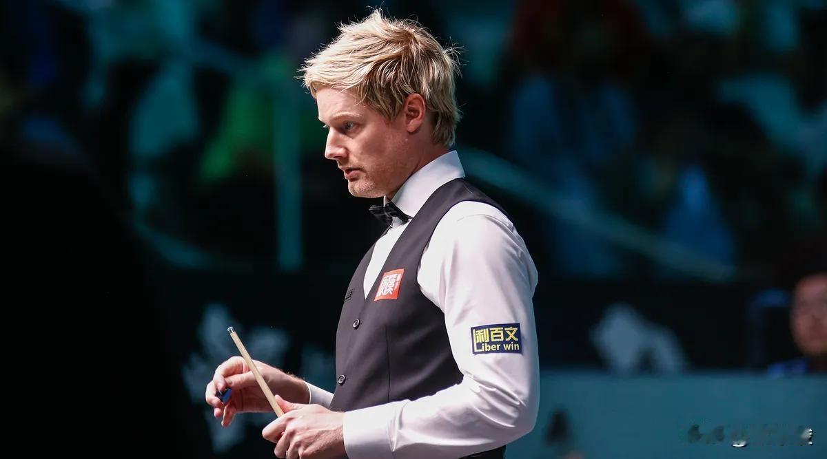 冠中冠4强全部产生，今天凌晨，尼尔·罗伯逊6-4战胜希金斯，晋级4强。其他3人是