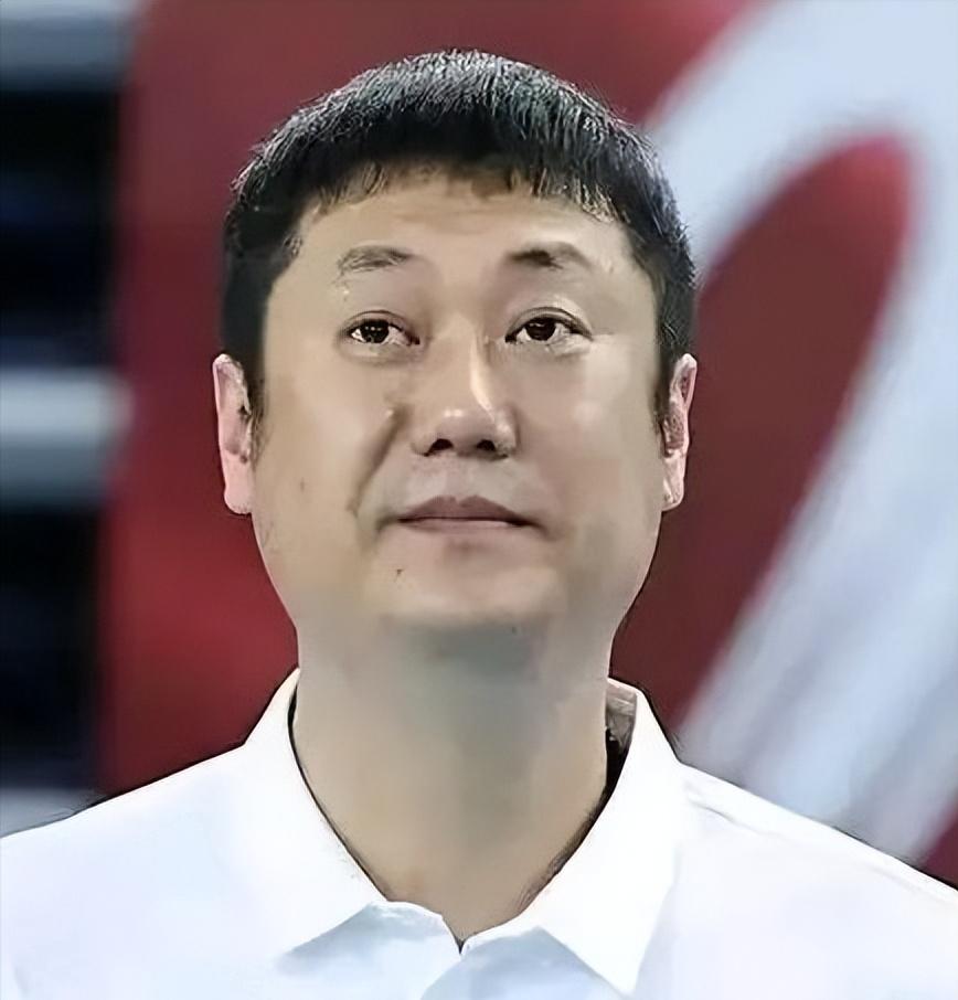 赵勇担任辽宁青年女排主教练时，培养出孙海平、胡铭媛等优秀选手，率青年队获全运会亚