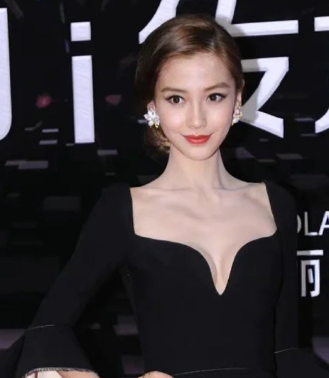 Angelababy大秀状态 状态超级好的大美女美神来了[哇] 