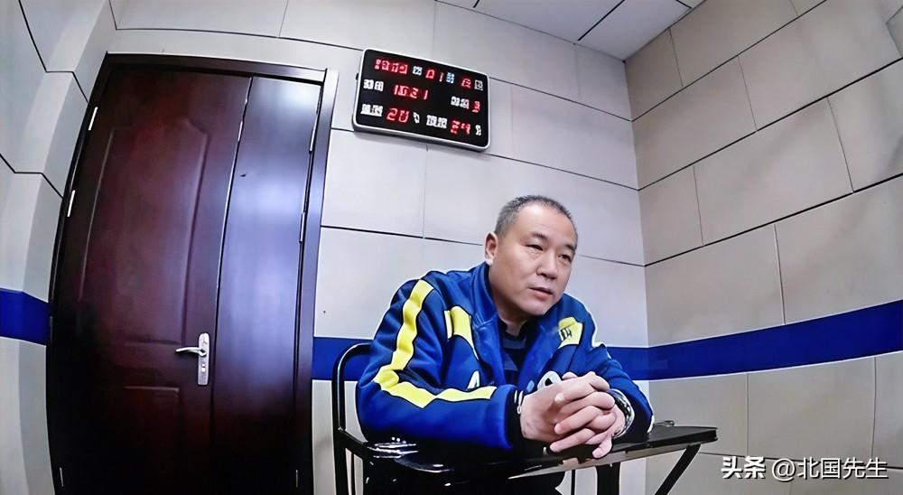 你如何看待愚孝？

儿子咬死零口供扛下死罪，拼死护住的上线，居然是亲妈！

20
