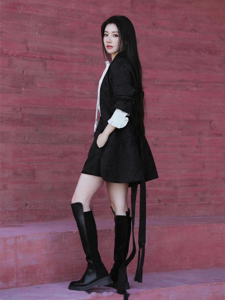 惹到王鹤润算是踢到铁板了 别人杀人要铺垫半天，辛湄杀人干脆利落。得知陆千乔是被冤