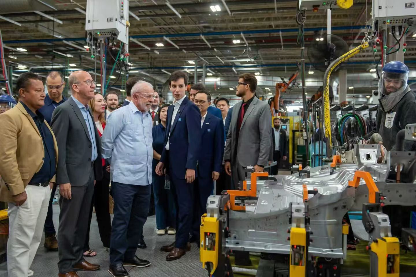 3月24日全新Q05泰国亮相开启盲订、3月26日长安巴西工厂投产两大动作展开，释