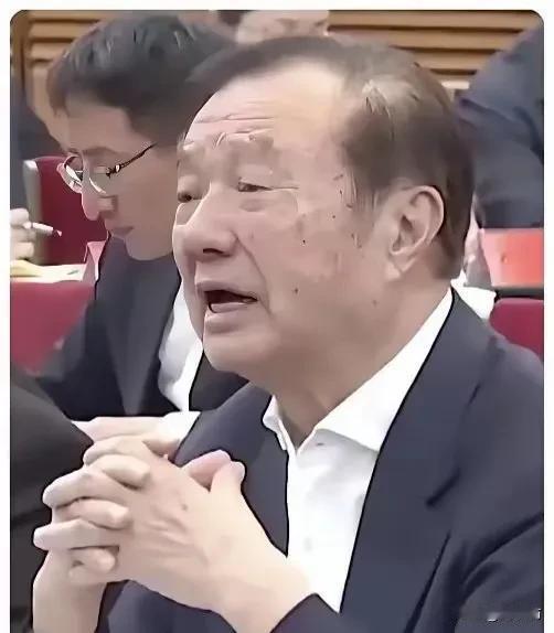 七年前，国家要给他改革先锋称号，他婉拒了
七年后，国家邀请他来民营座谈会，他却来