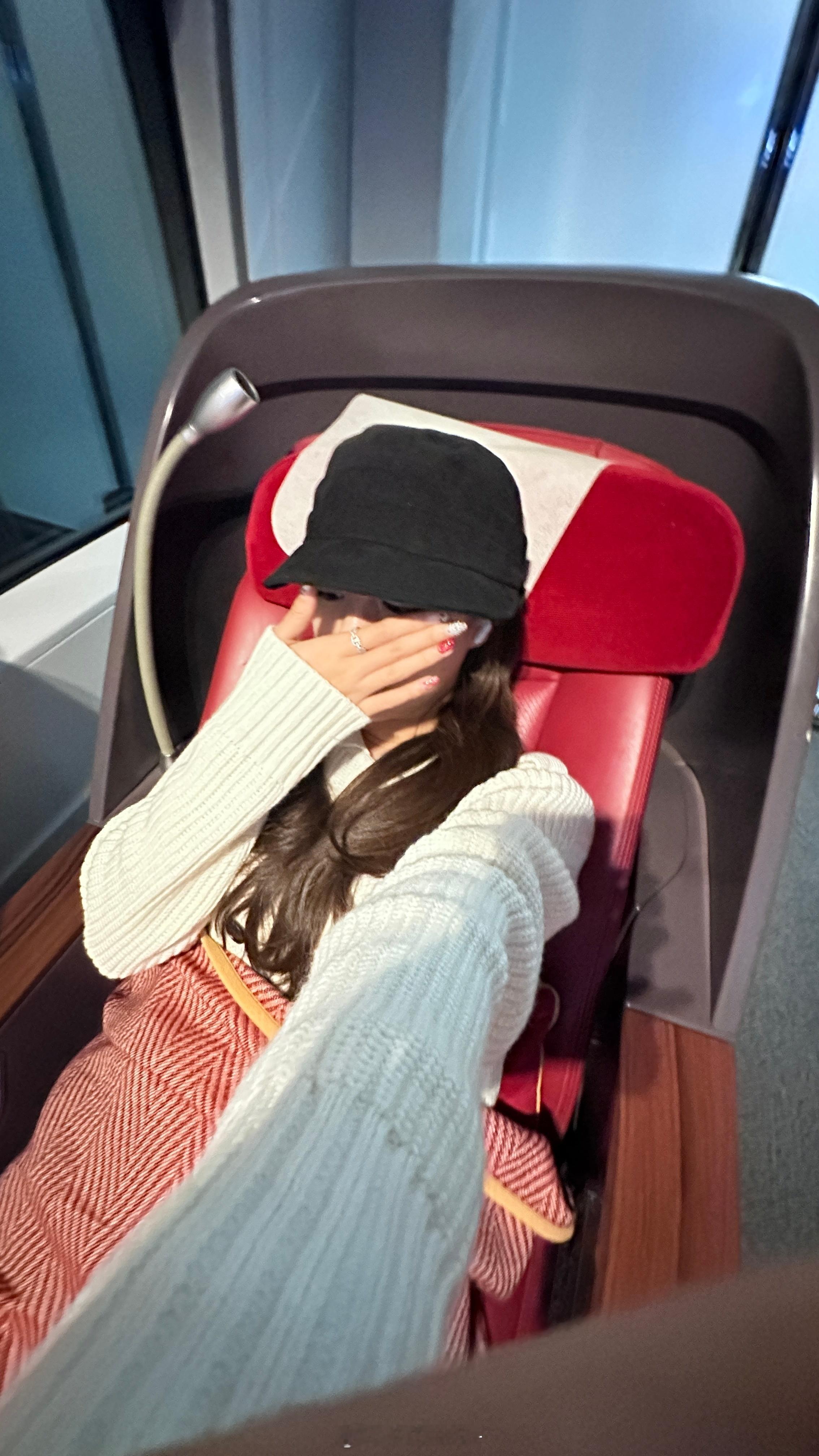 肉丸日记📔 请领导放心我即使买不到票，也会连夜做商务座回去初八准时到达公司