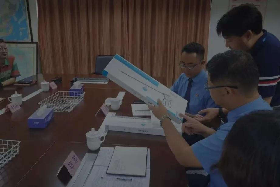 一次性超声刀头重复使用：医疗背后的黑洞与救

在医疗领域，我们总是给予无尽的信任