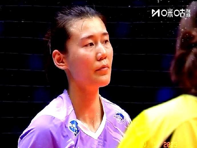 天津女排输福建，这锅别往外甩，问题就在自己身上。

没了瓦尔加斯，球队的进攻立马