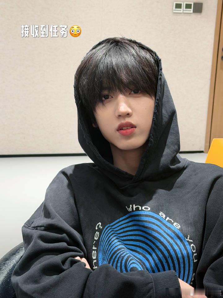 老肆肆关键词都发完了 都是什么歌？？说出你答案！