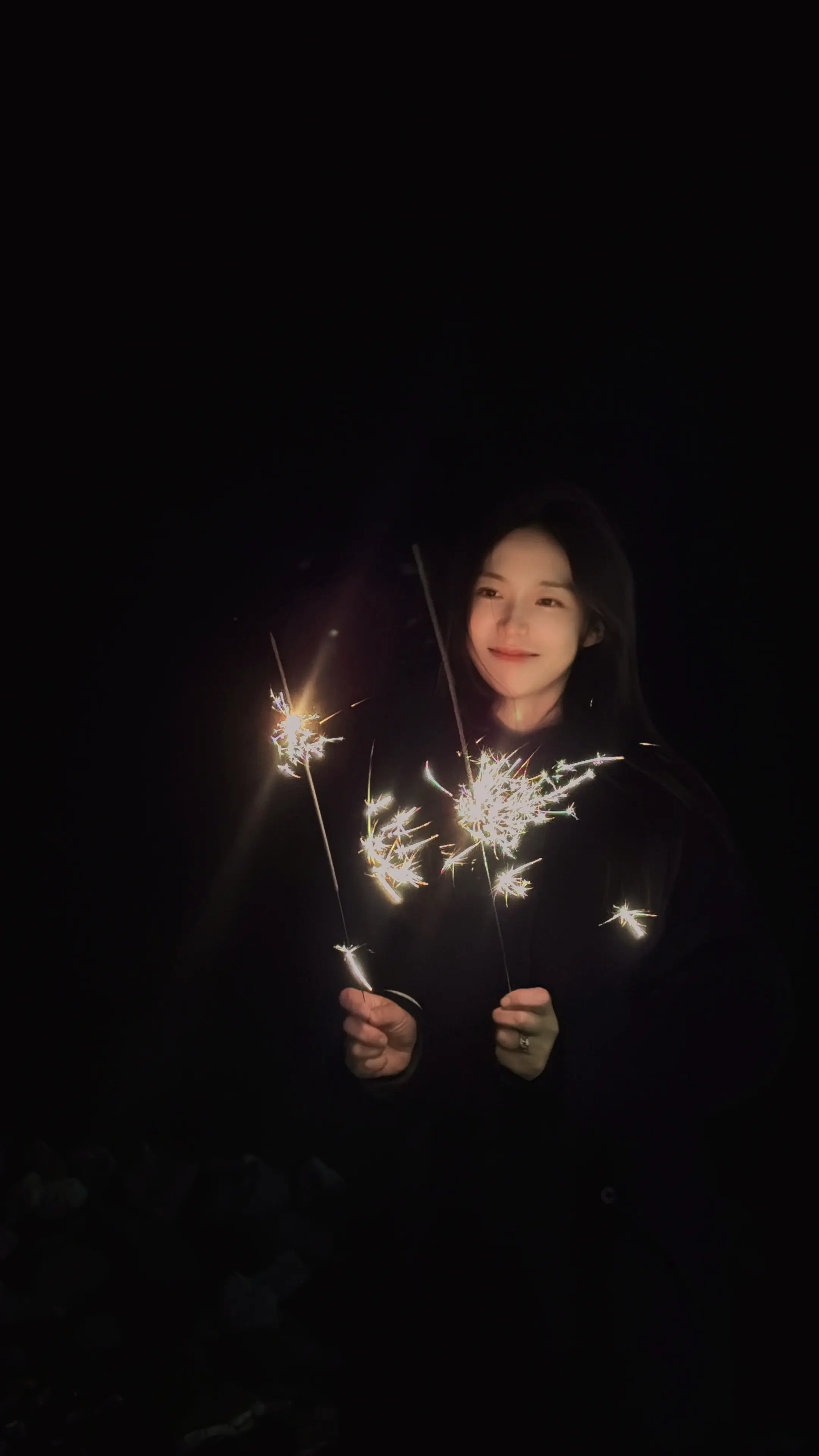 在烟火下 祝我们都如愿以偿