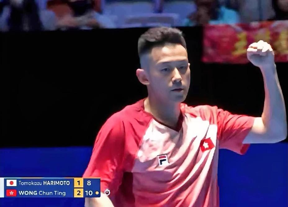 太解气了，
黄镇廷击败张本智和，
这也终结了张本对他的六连胜。

果然大圣的高端